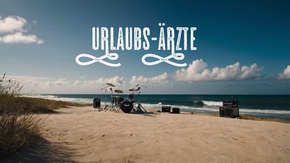 Strandbild_mit_Logo Urlaubs-Ärzte machen Urlaub bis die Ärzte kommen